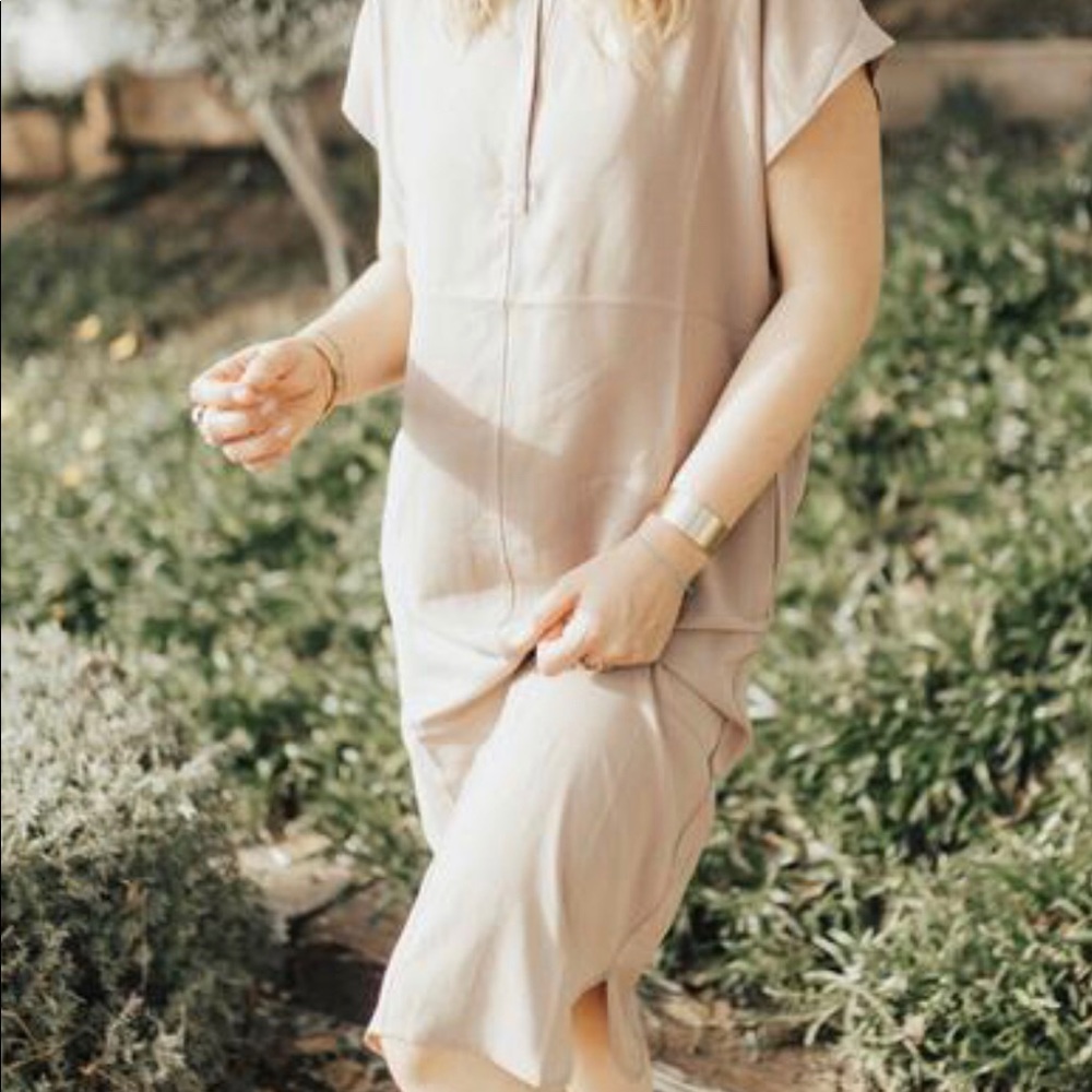 NEW Carly Jean Los Angeles Nash Midi Dress